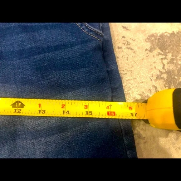 ❤️🔥YMI Kozy Fit Distressed Jeans Jogger Style ❤️🔥Measurements in Photos❤️🔥 - Picture 14 of 14